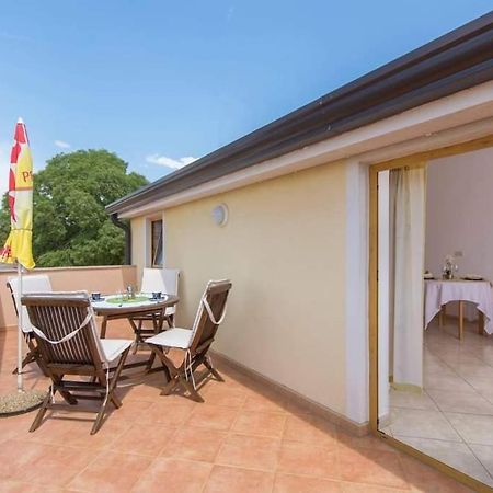 Gimy Villa&App 1 Porec Gedići Exteriör bild