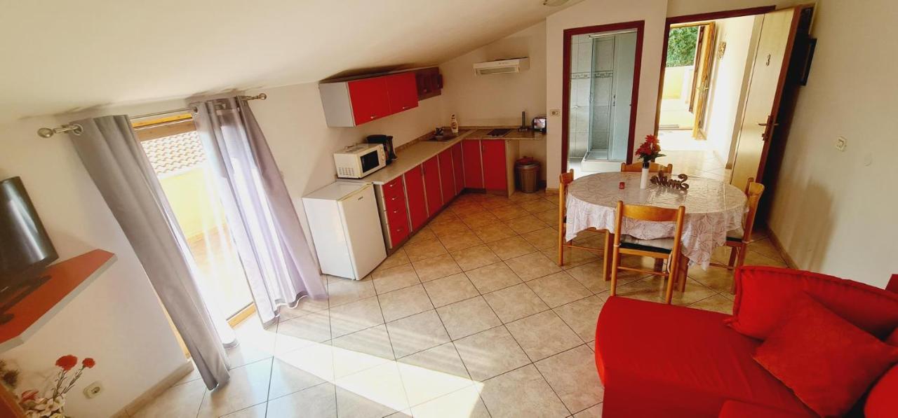 Gimy Villa&App 1 Porec Gedići Exteriör bild